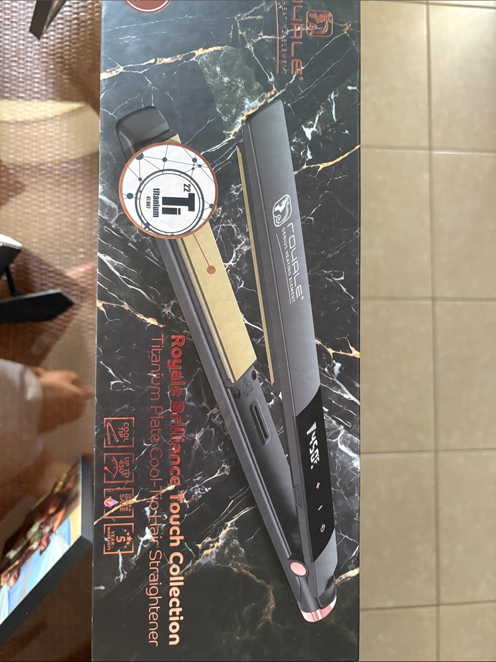 Black Hair Straightener - Sleek Ceramic Plates